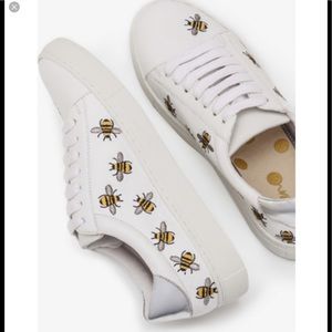 bumble bee trainers